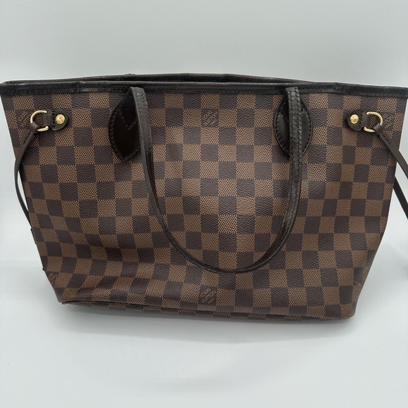 Authentic Louis Vuitton Neverfull with Professionally Refurbished Straps - Picture 1 of 5